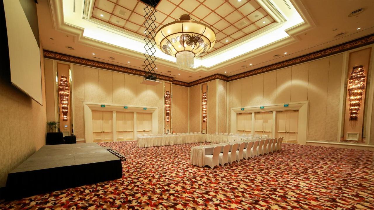 Holiday Inn Resort Ho Tram Beach By Ihg Luaran gambar